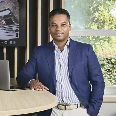 Michel Dumay, Acquisition Manager BLACKREIT